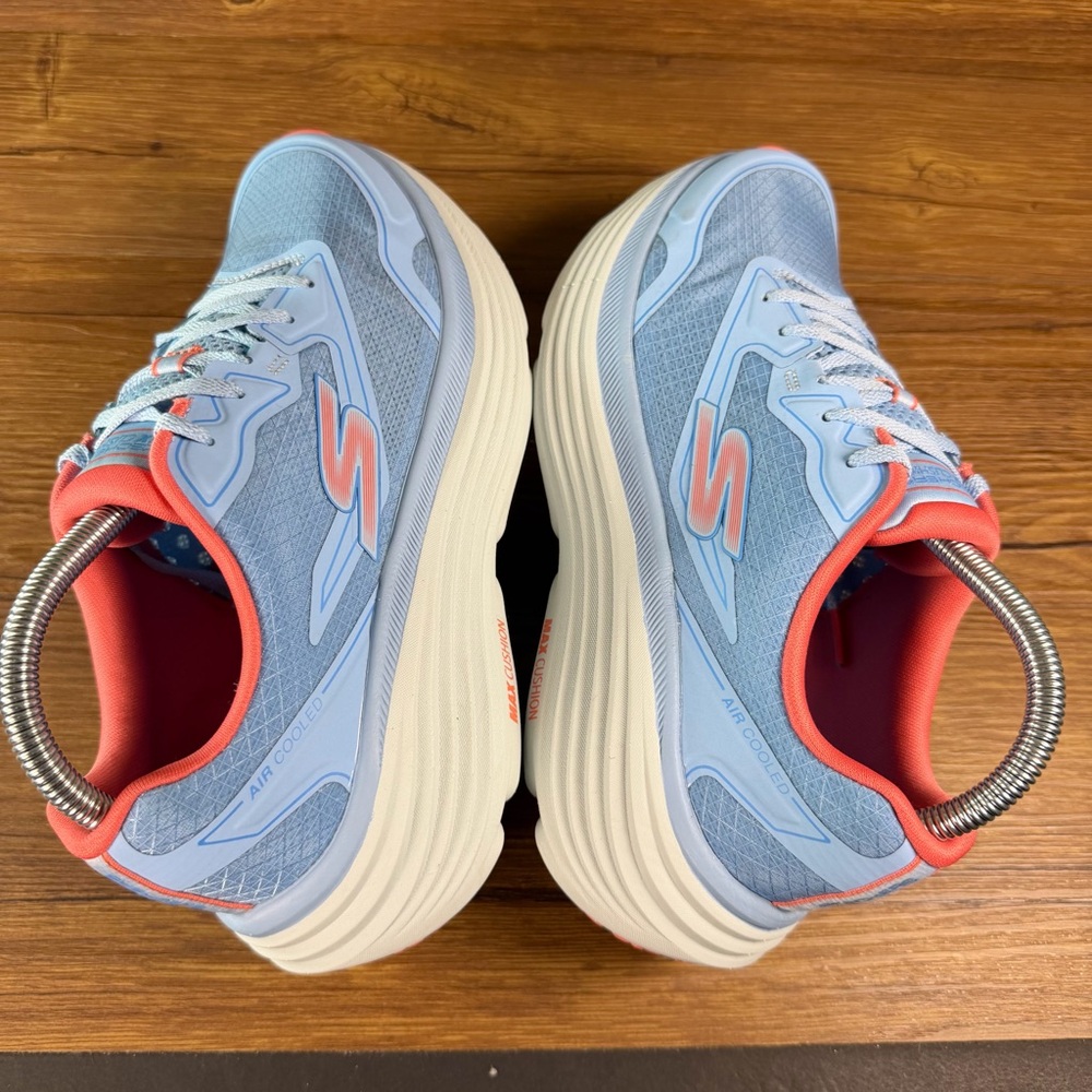 Skechers Women's Max Cushioning Lace Up Sneakers Endeavor Size 8.5 Running Shoes - Picture 3 of 11